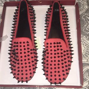 UNIF Hellraiser Flat